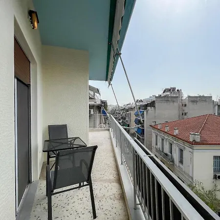 Chiou Spacious 90Sqm Apt In Athens Exterior photo